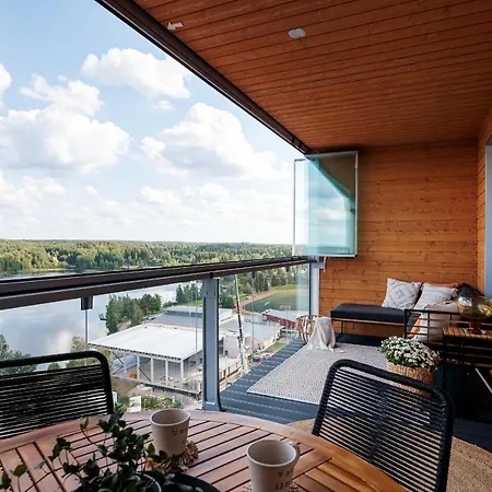 Tower Cabin Тампере Экстерьер фото